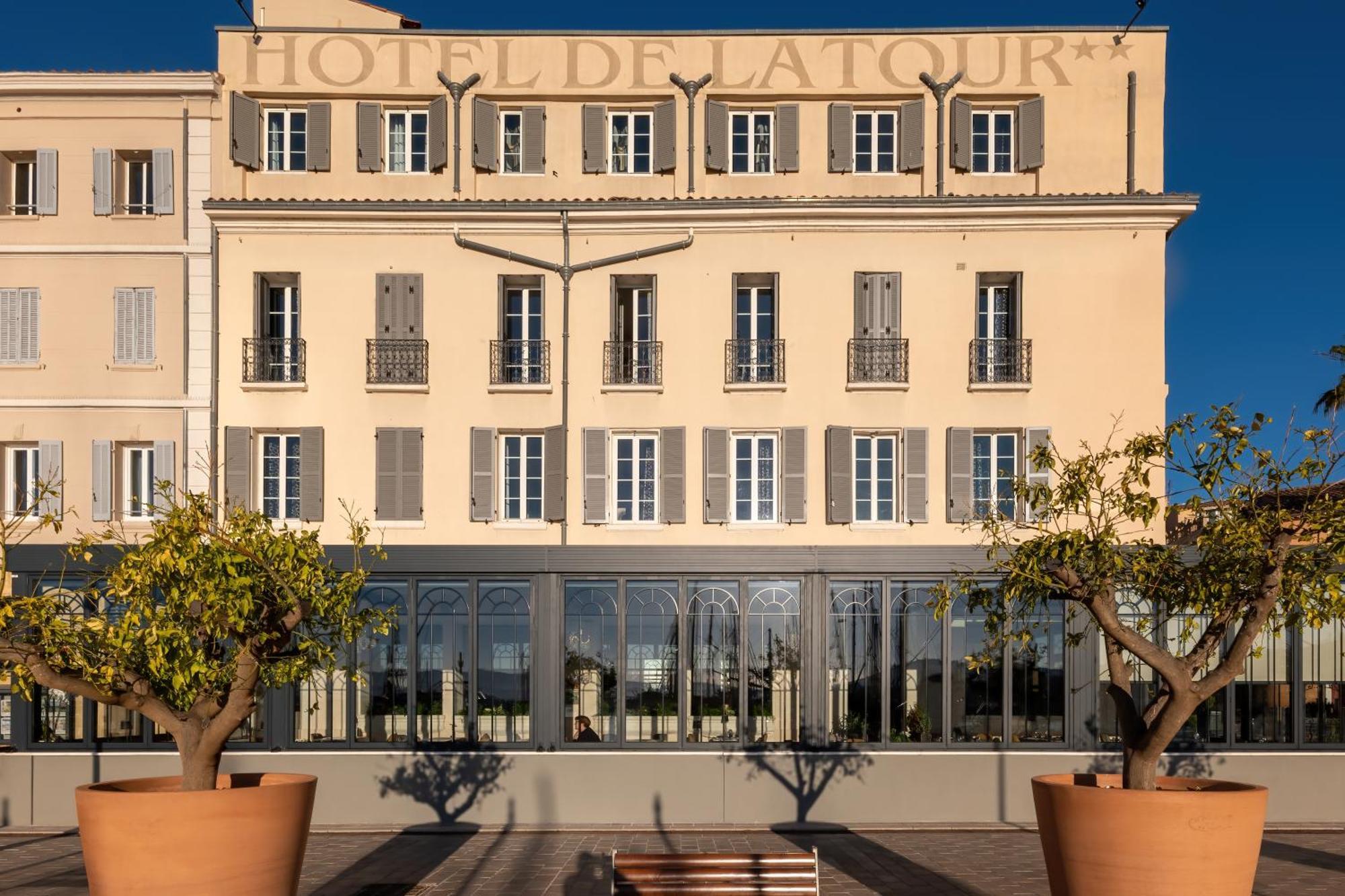 Hotel Restaurant De La Tour Sanary-sur-Mer Exterior photo