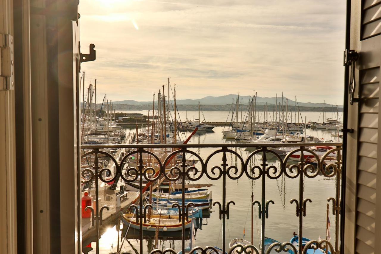 Hotel Restaurant De La Tour Sanary-sur-Mer Exterior photo